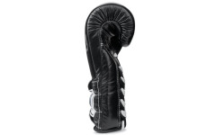 Боксерские перчатки на шнурке Fairtex BGL7 black 14 oz Боксерские перчатки на шнурке Fairtex BGL7 black 14 oz