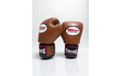 Боксерские перчатки Twins Special BGVL3 brown 16 oz