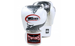 Боксерские перчатки Twins FBGVL3-23 white silver 10 oz Боксерские перчатки Twins FBGVL3-23 white silver 10 oz