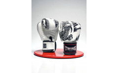 Боксерские перчатки TWINS FBGVL3-49 white black 14 oz Боксерские перчатки TWINS FBGVL3-49 white black 14 oz